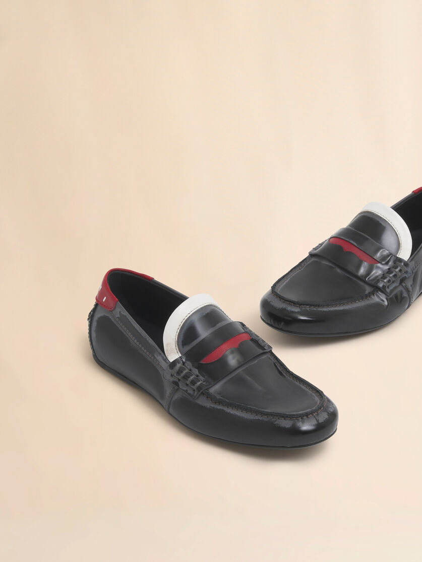 Black leather moccasin with logo tab - Mocassin - Image 5