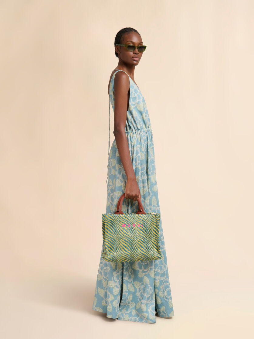 グリーン 波模様のラフィアエフェクト スモールトートバッグ, Image 2