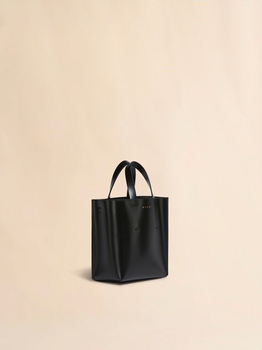 Mini-Tasche Museo aus hellblauem Leder - Shopper - Image 4