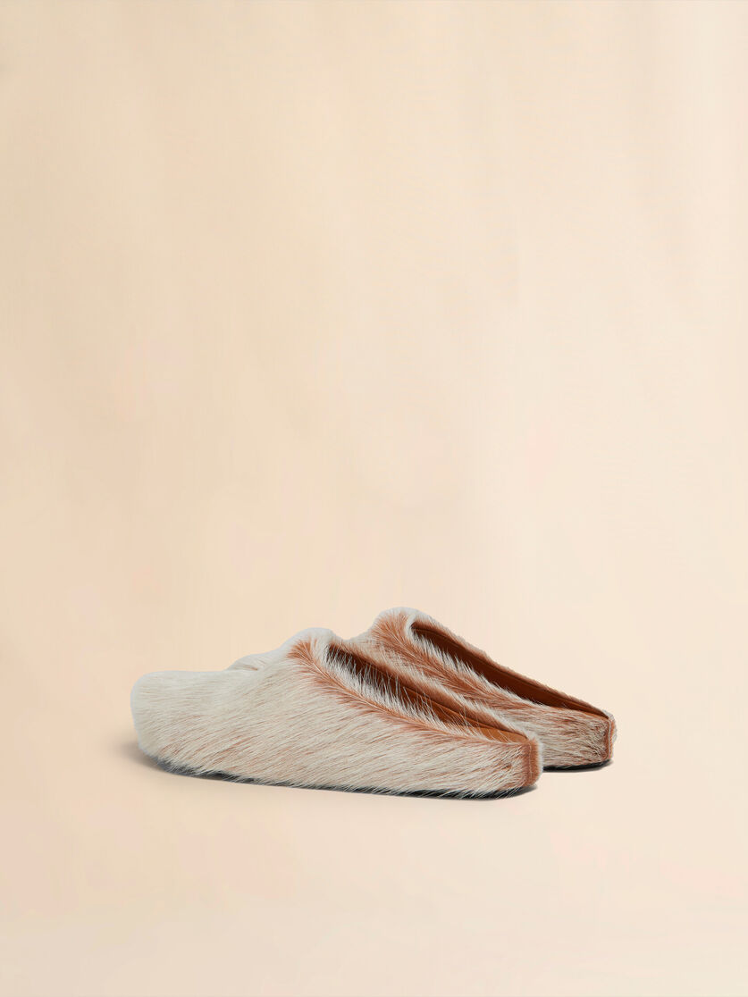 Blue-grey long hair calfskin Fussbett sabot - Clogs - Image 3