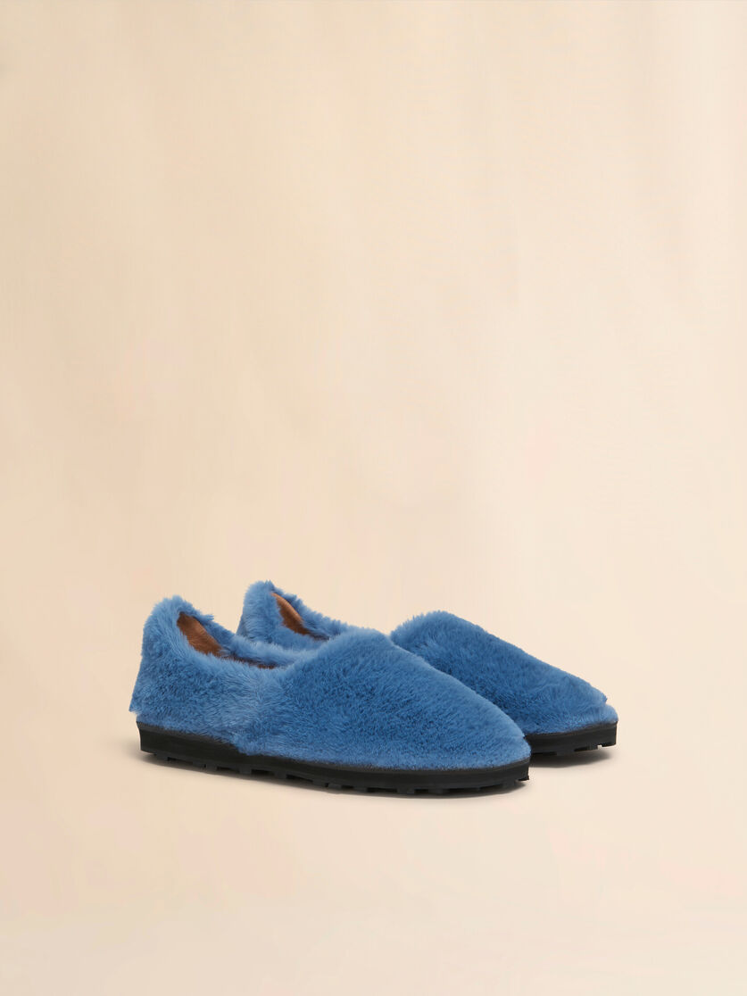 Blue slip-on loafer in faux fur - Mocassin - Image 2
