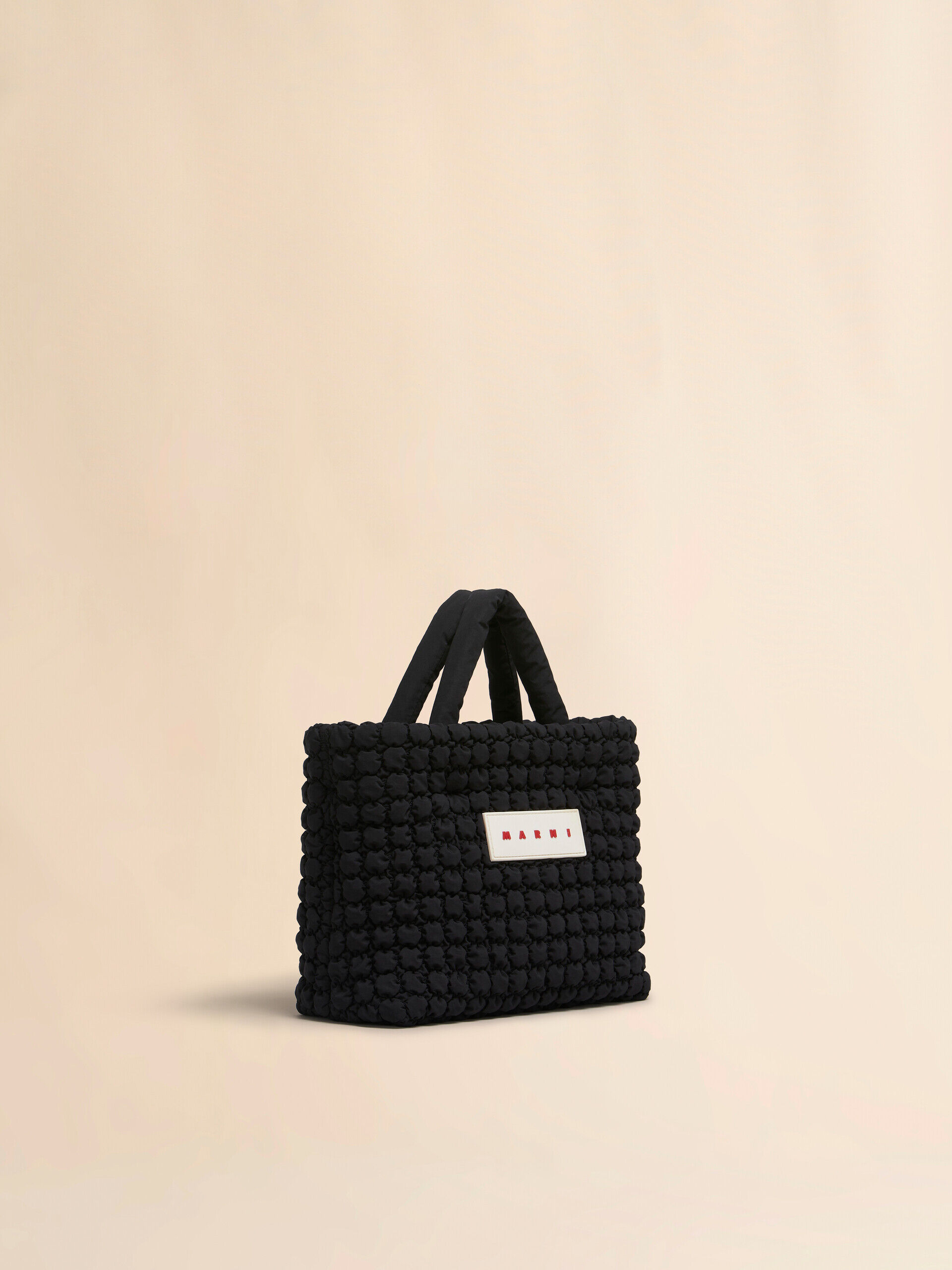 ブラック ナイロン製 Puff スモールトートバッグ | Marni