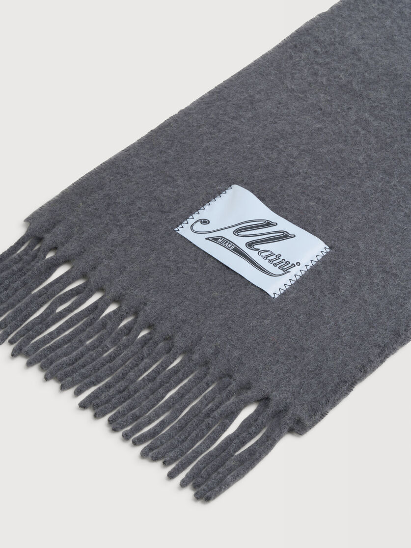 Grey alpaca scarf, Image 2