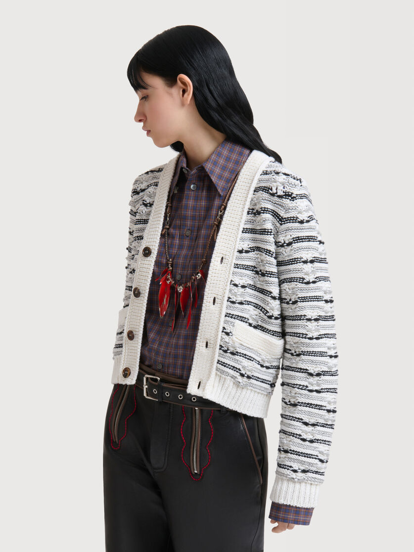 White and blue mixed stitch wool cardigan, Image 3