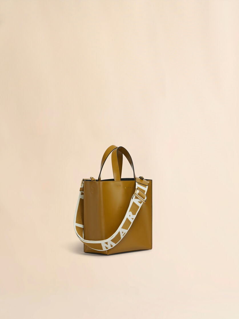 Mini-Tasche Museo aus hellblauem Leder - Shopper - Image 5