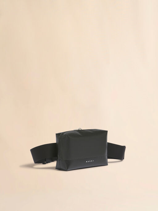 ブラック テープベルト付きバムバッグ - ウエストポーチ