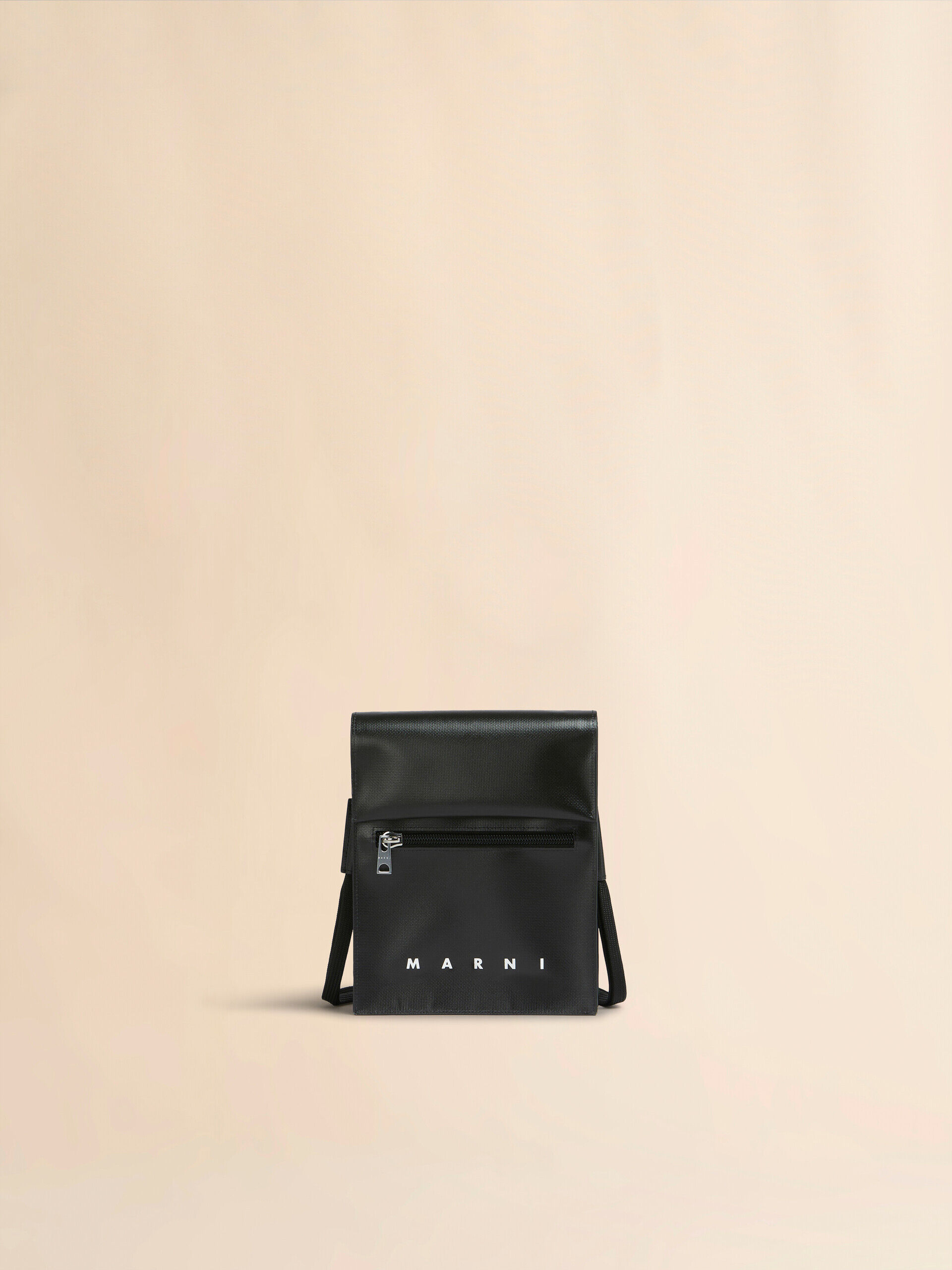 マルニ MARNI ブラック シューレース ストラップ付ポーチ