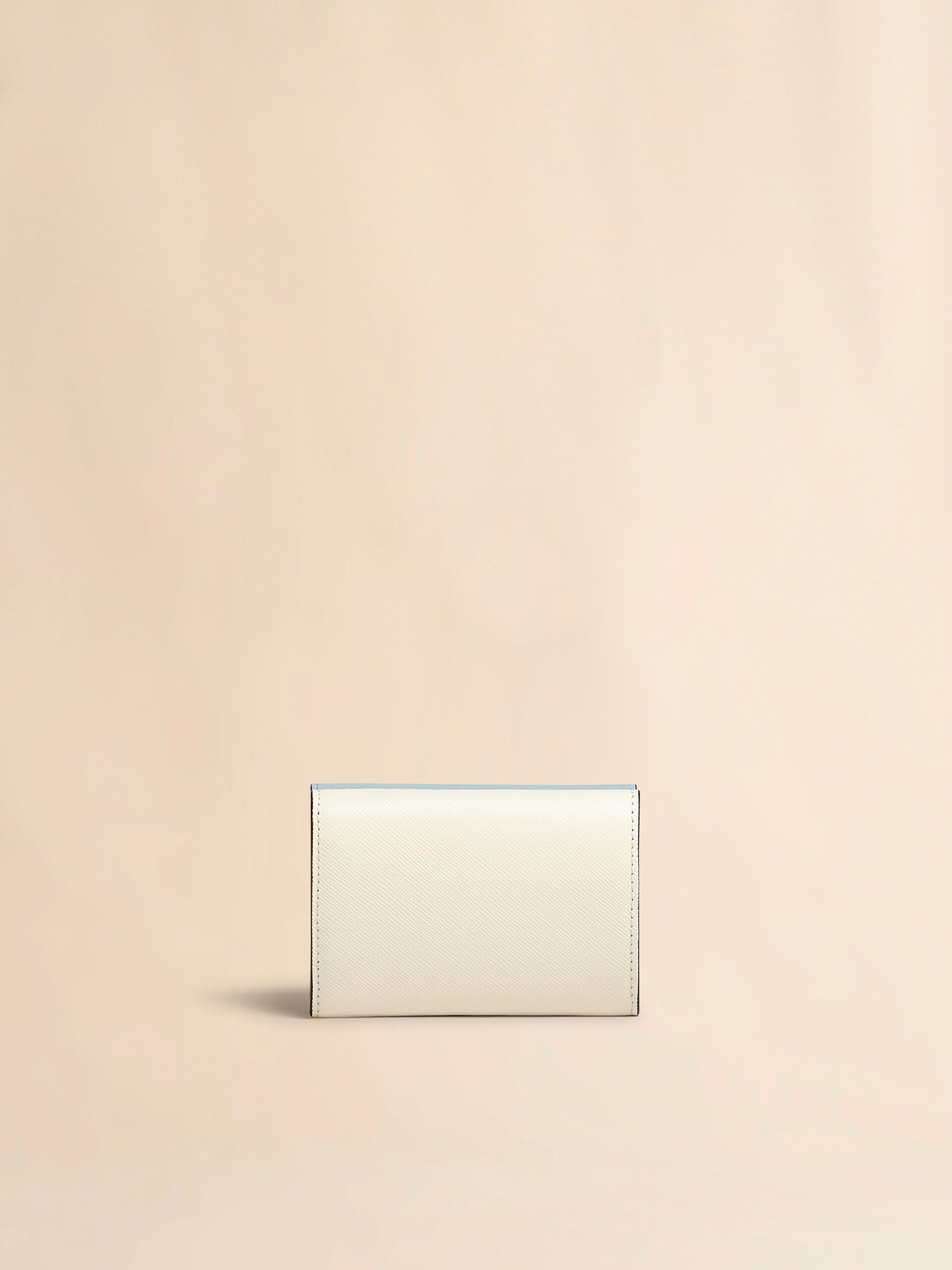 極美✨MARNI マルニ 三つ折り財布 レザー ロゴ刻印 グリーンベージュ グリーン レザー メンディング 三つ折りウォレット | Marni