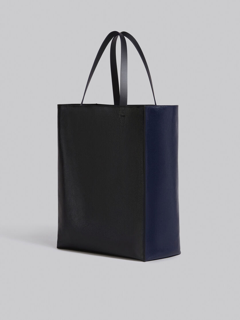 Museo Soft Large Bag in black and blue leather - Shopping Bags - Image 3