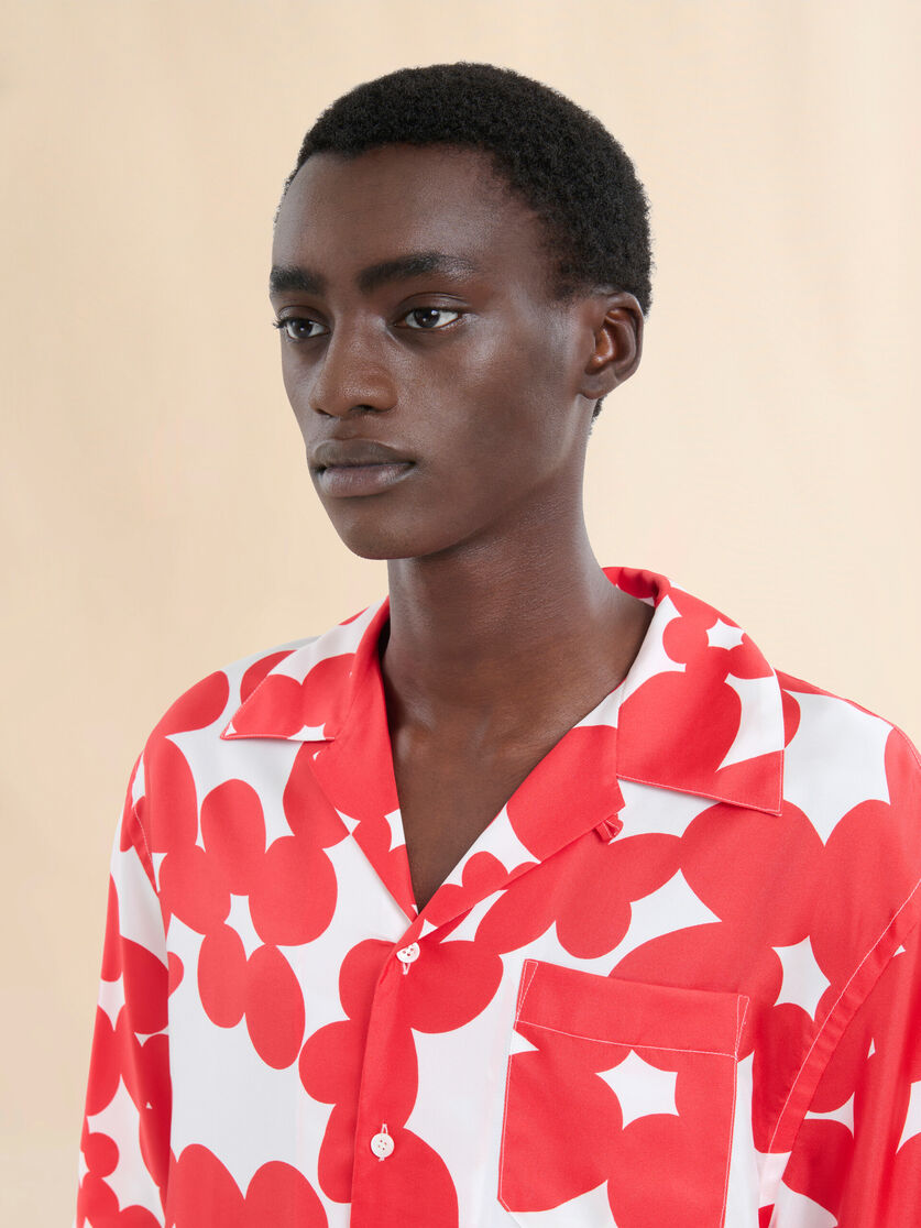 Red and white short sleeved shirt with Dilles print - Shirts - Image 4