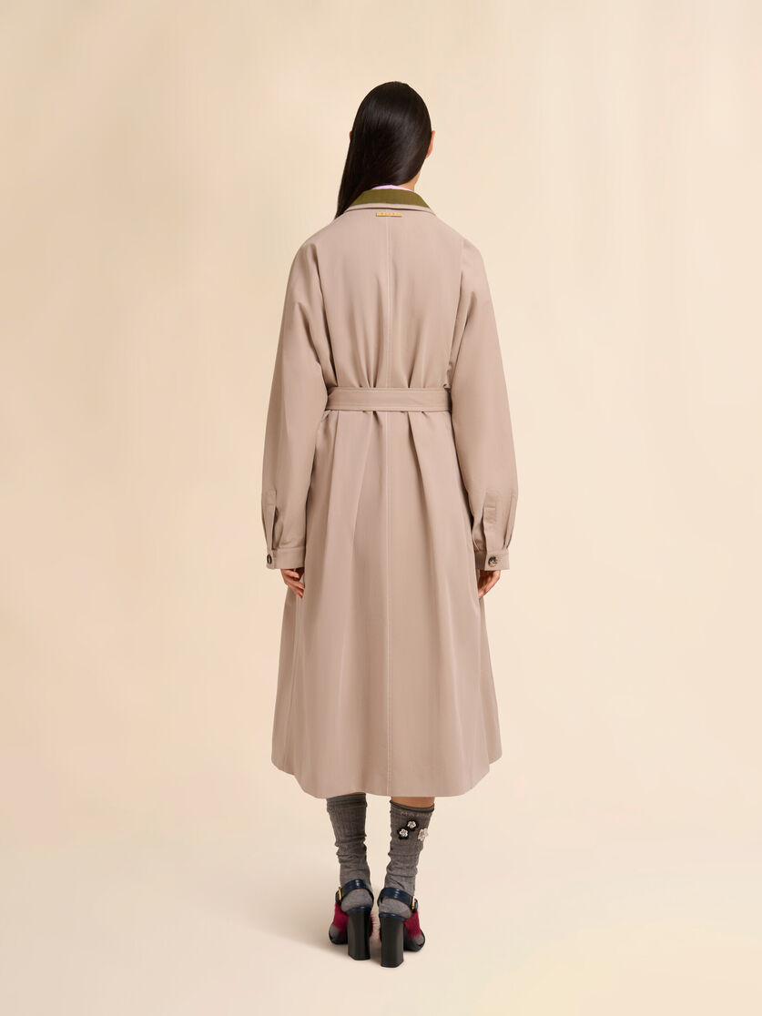 Beige gabardine trench coat with contrast collar, Image 3