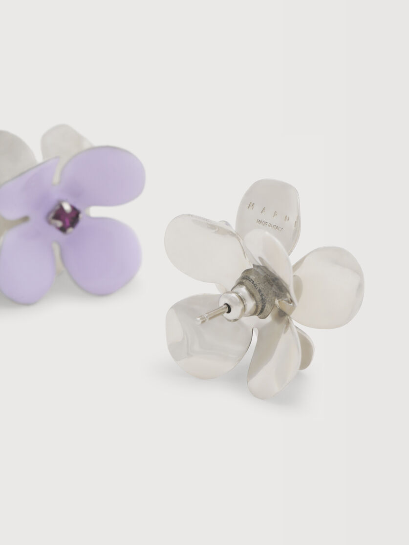 Purple enamel daisy stud earrings, Image 3