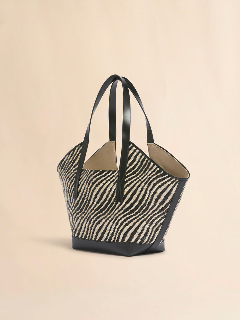 Tote Bag Waves peque&ntilde;o en tejido con efecto de rafia negro, Image 3