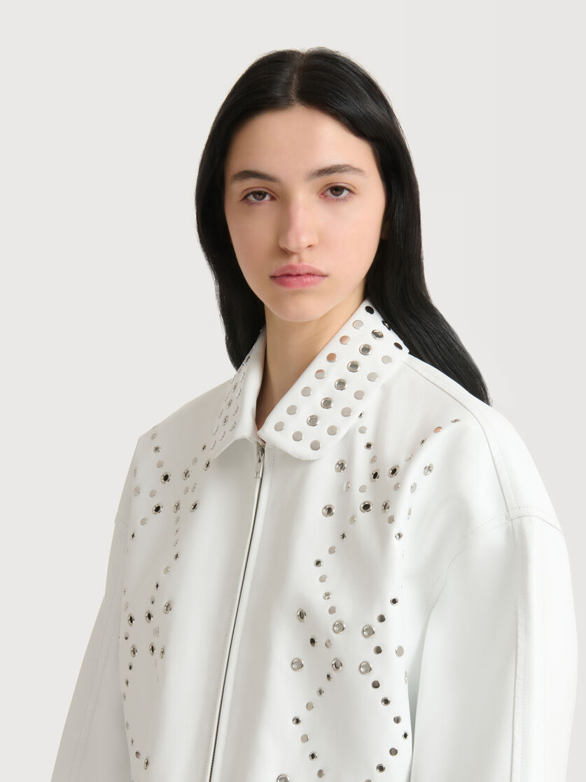 White leather jacket with studs, Image 5