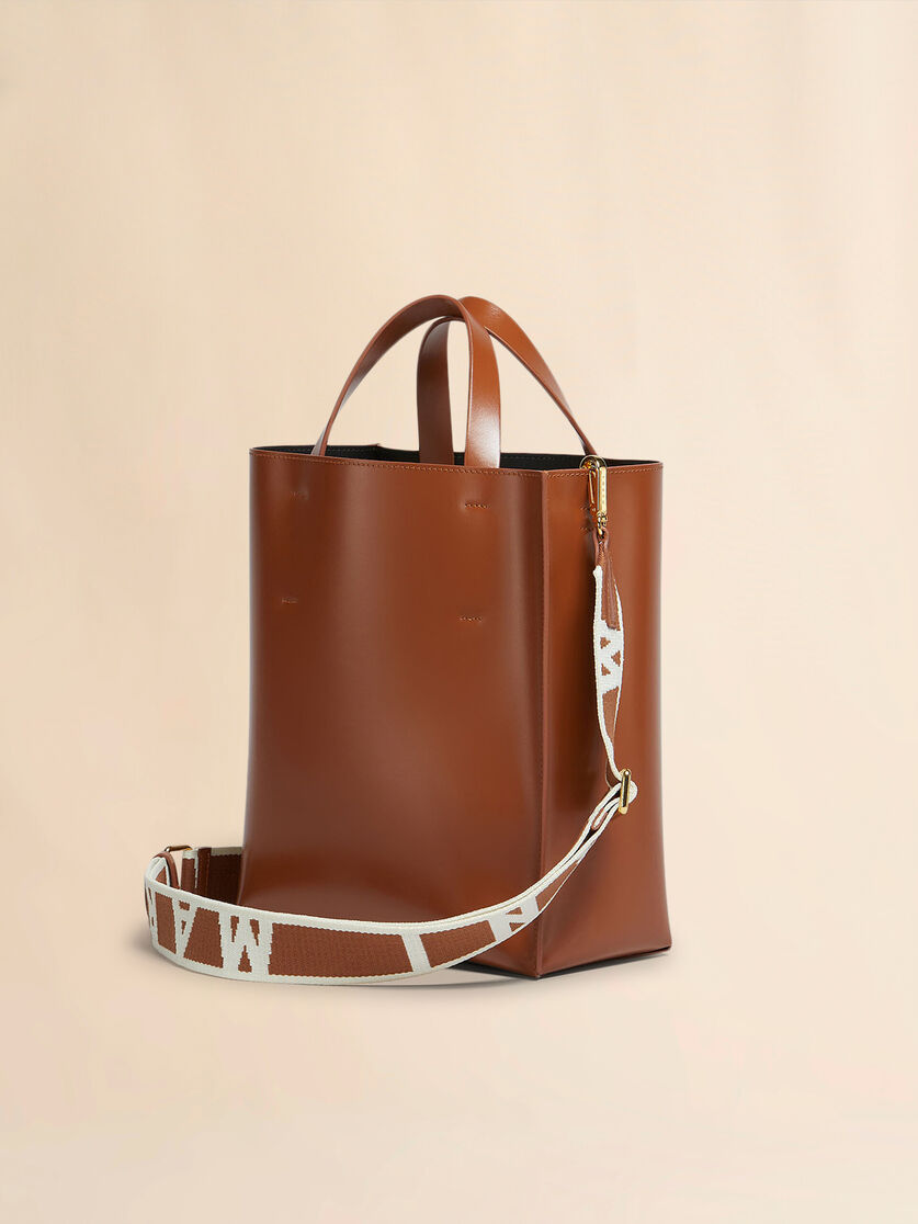 Museo small bag in light pink leather - Shopping Bags - Image 2