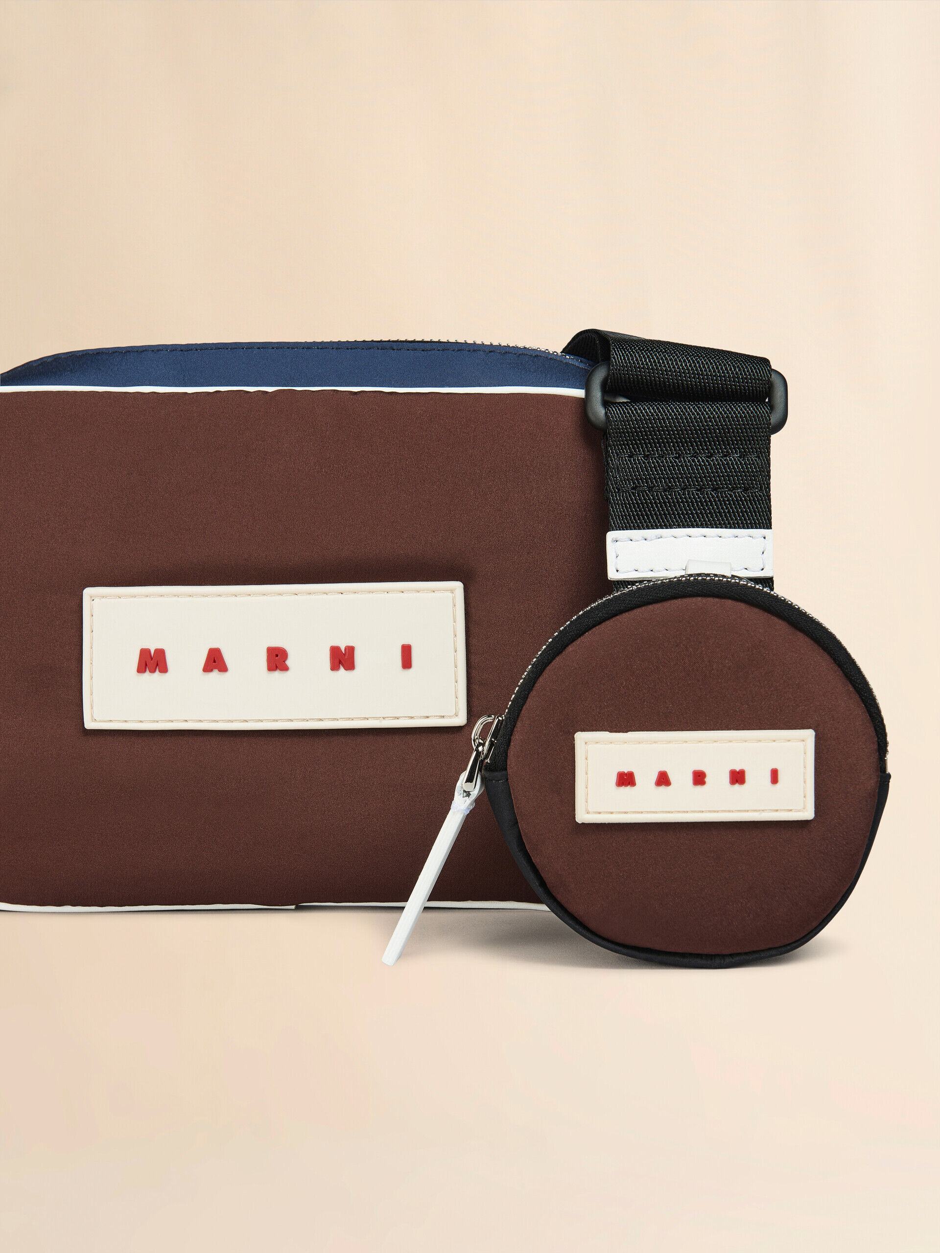 【SALE】MARNI ロゴパッチショルダーバッグ カメラバッグ UNISEX SALE】MARNI ロゴパッチショルダーバッグ カメラバッグ UNISEX