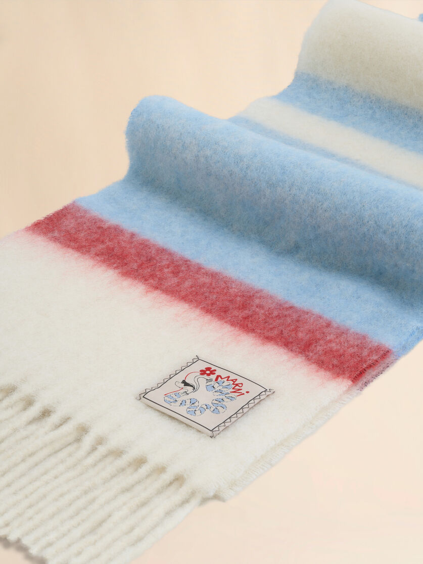 Hellblauer Schal aus Alpaka und Mohair mit Streifenmuster - Schals - Image 3
