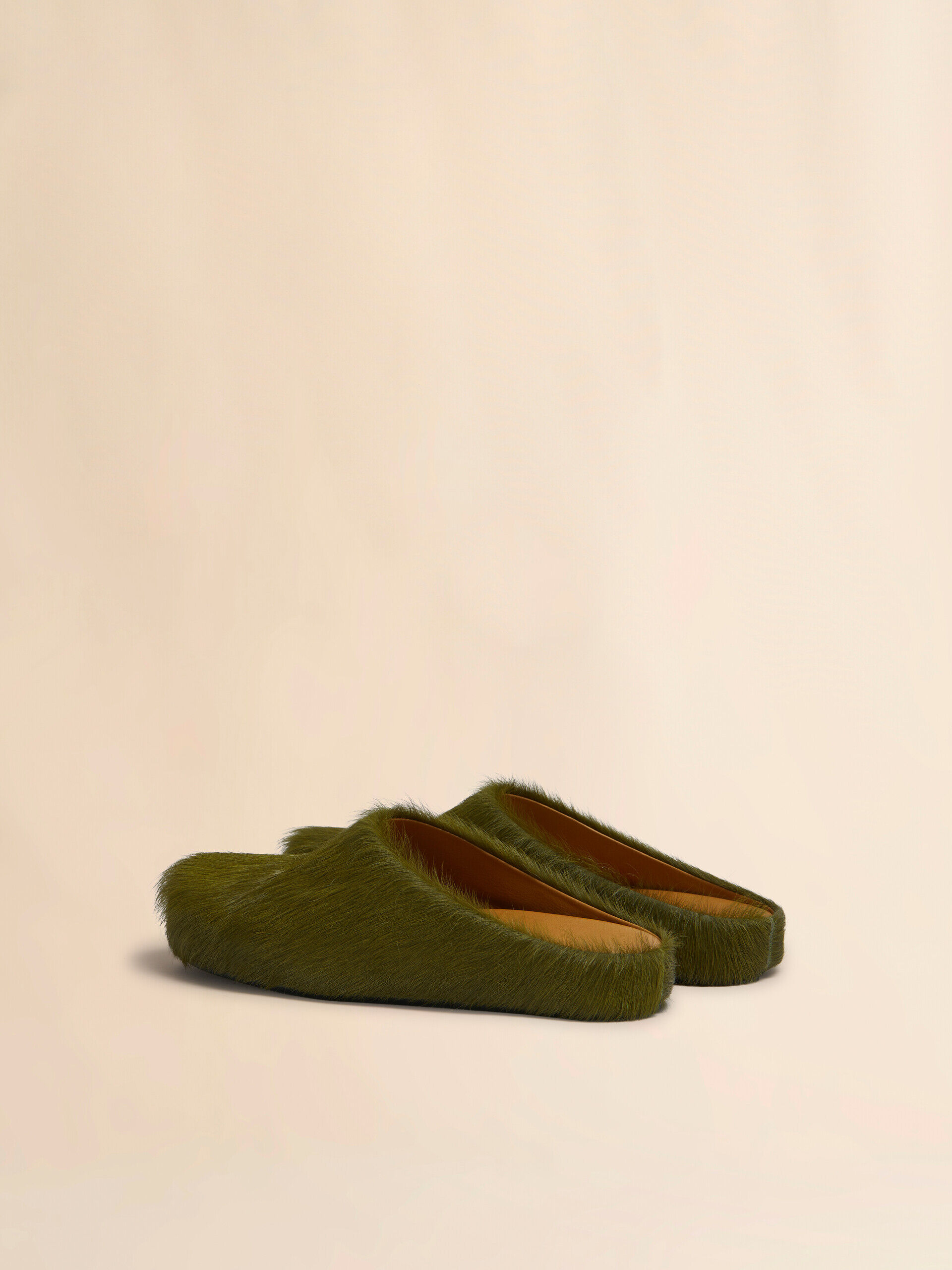 Deep green long hair calfskin Fussbett sabot | Marni