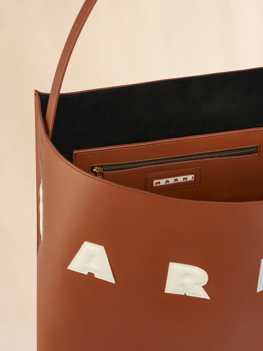 Brown and white leather Museo hobo bag with patches - Shopping Bags