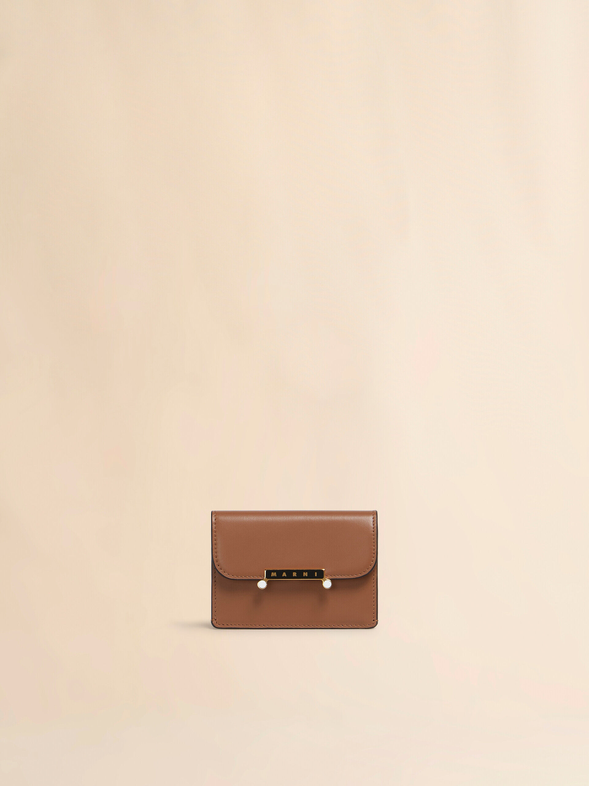 【関税＆送料込み】Marni Wallets & Card Holders Black leather cardholder with Marni Mending embroidery | Marni