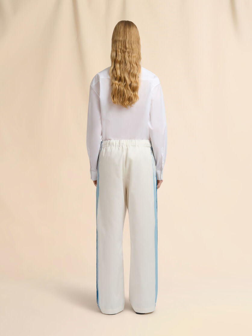 White gabardine track pants with stripes, Image 3