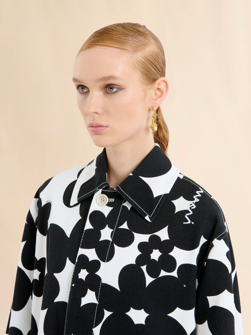 Cotton duster coat with black and white Dillies print - Coats - Image 3