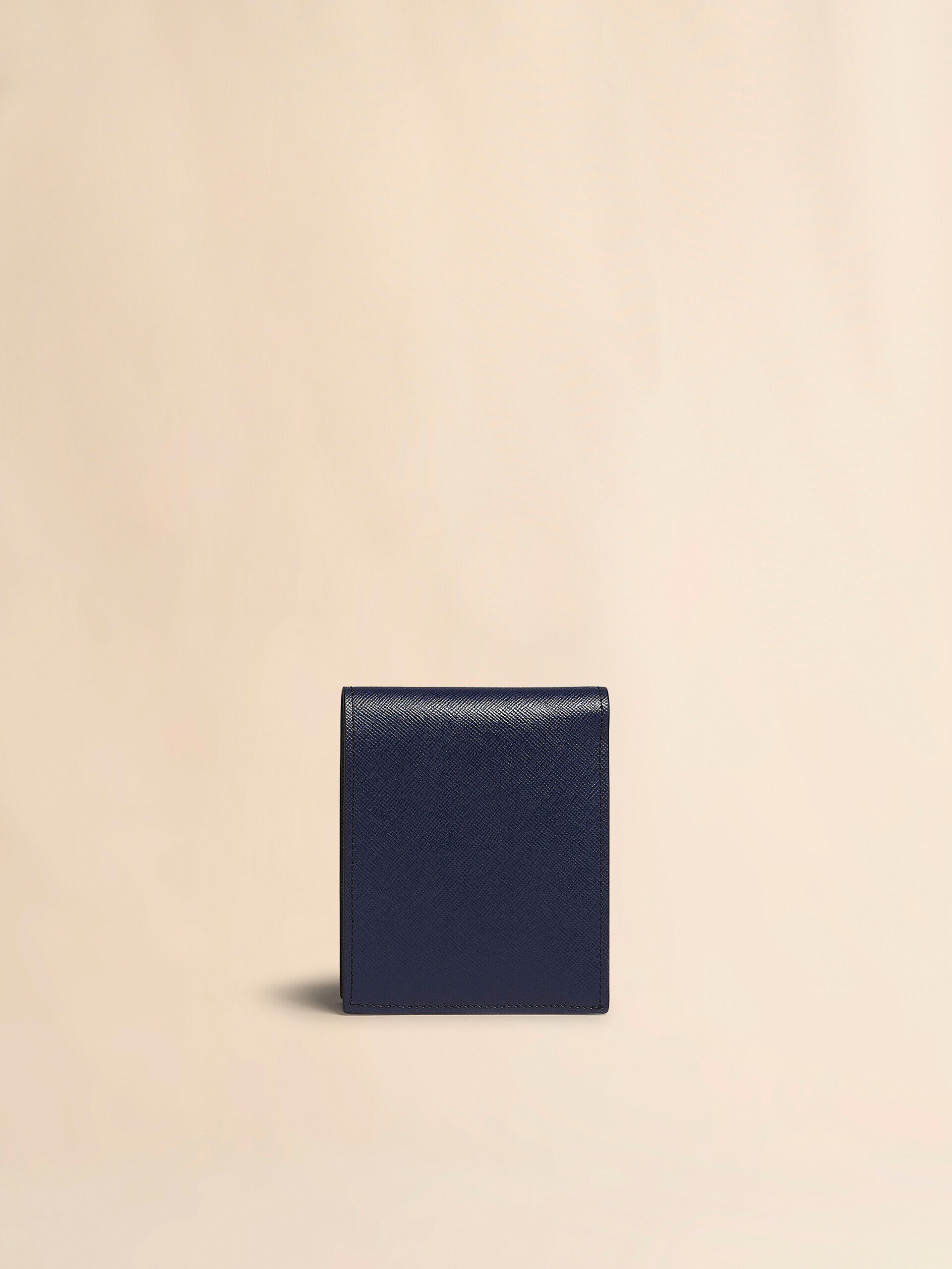 マルニ MARNI ブラックレザー2つ折り財布 楽天市場】MARNI（マルニ）【BLACK LEATHER BIFOLD WALLET WITH