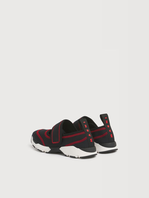 Sneaker Mary Jane aus schwarzem Scuba-Stoff - Sneakers