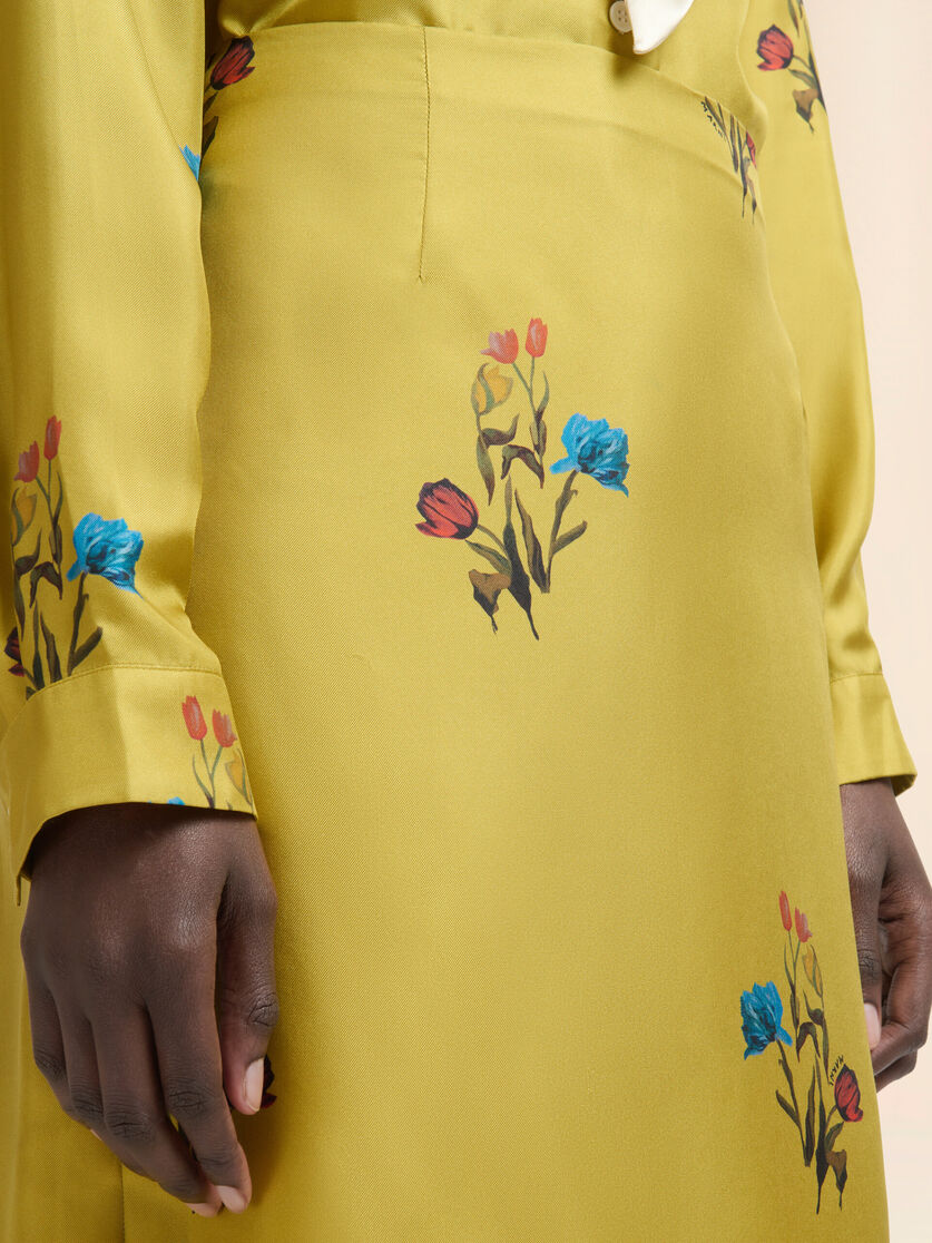 Yellow silk twill skirt with tulip print - Skirts - Image 4