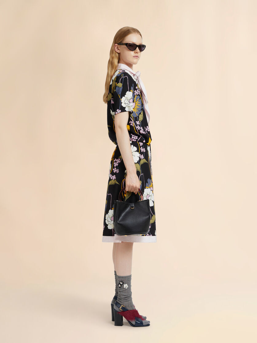 Melodiaプリント ブラック エンヴァースサテントップ, Image 5