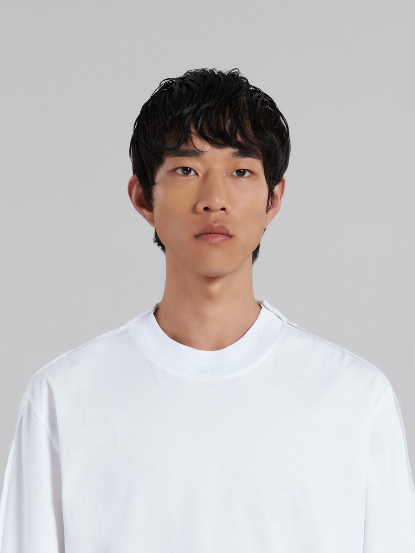 White bio cotton long-sleeved T-shirt with back yoke - T-shirts - Image 4