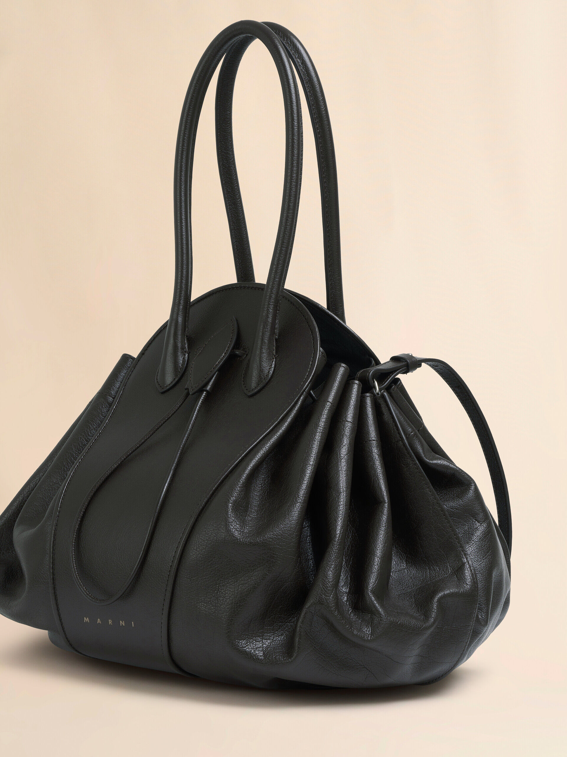Black leather Tulipea large handbag | Marni