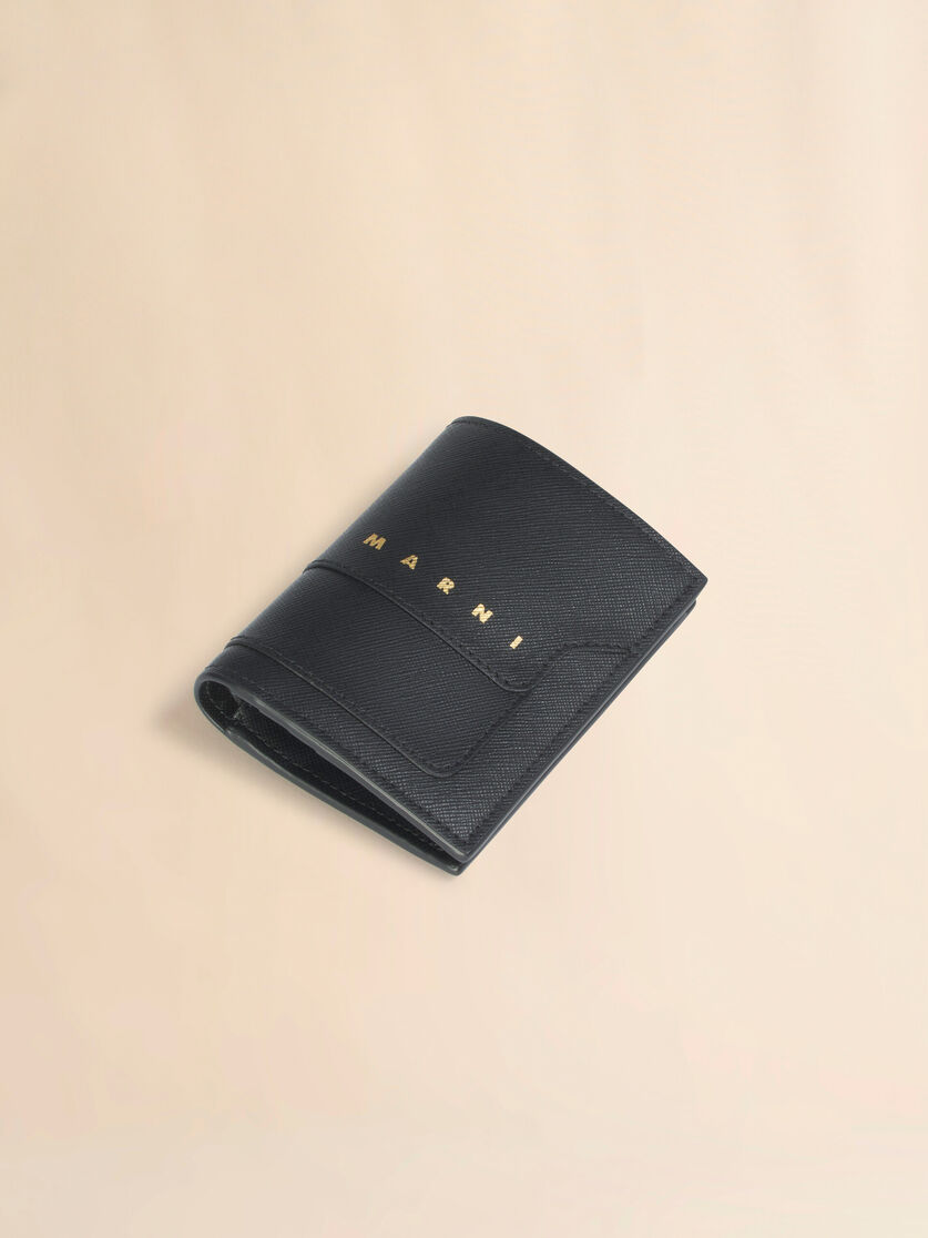 ブラック サフィアーノレザー二つ折りウォレット - 財布 - Image 5