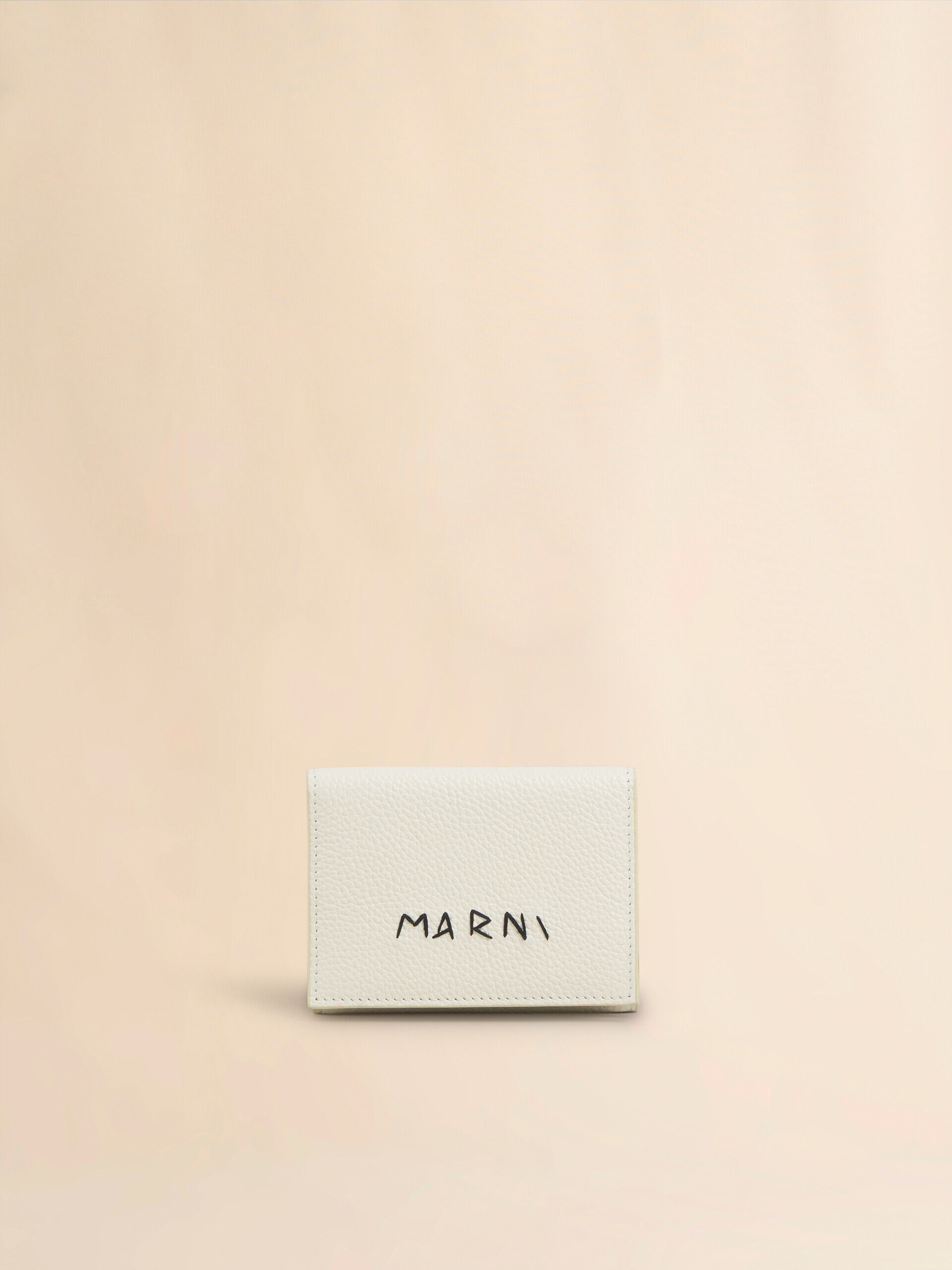 直営買付・リボン◎人気【MARNI】三つ折り財布 楽天市場】マルニ 財布 三つ折り ミニ財布 レディース ブランド