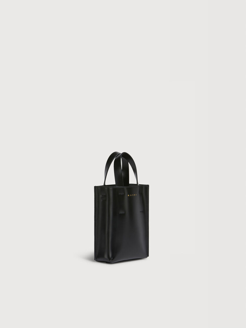 MUSEO nano bag in black leather, Image 4