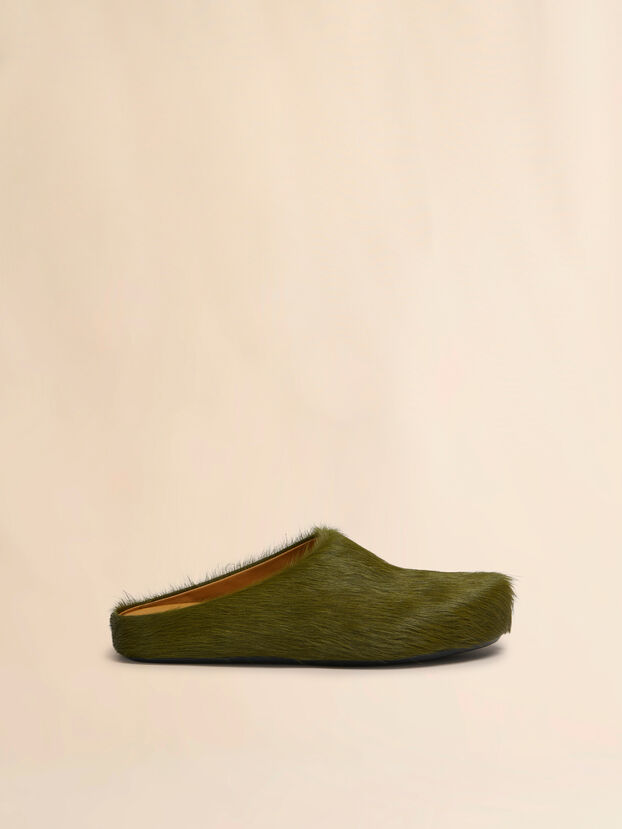 Deep green long hair calfskin Fussbett sabot - Clogs