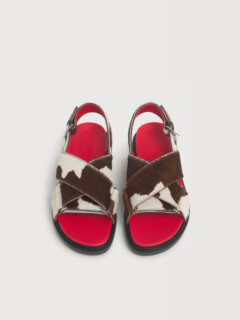 White and brown cow-print ponyhair Fussbett, Image 4