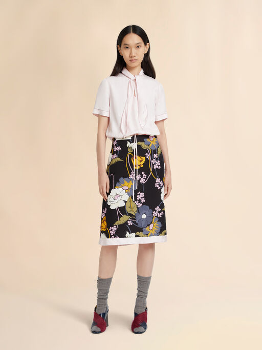 Melodiaプリント ブラック エンヴァースサテンスカート - スカート