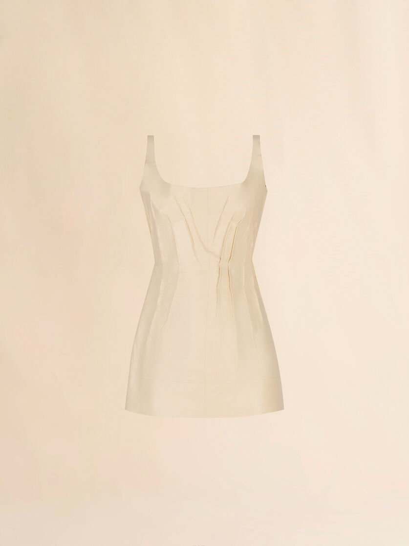 Cremefarbenes Minikleid aus Nappa mit Abnähern - Kleider - Image 1