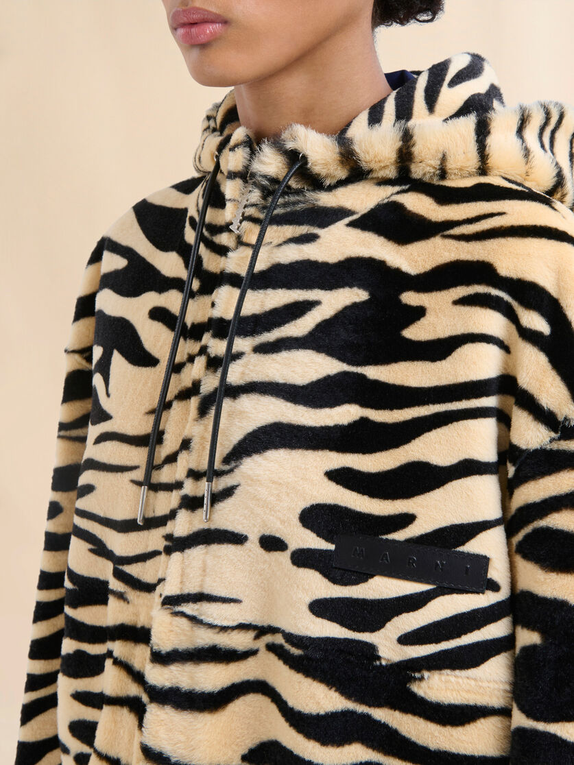 Shearling tiger print hoodie - Jackets - Image 4
