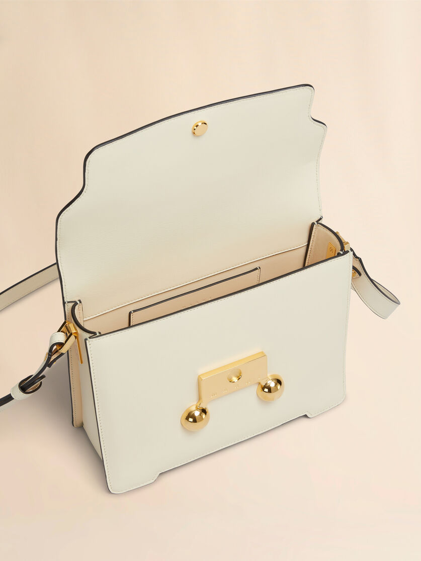 Blue leather Trunkaroo medium shoulder bag - Shoulder Bags - Image 3