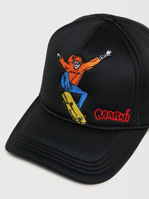 Black baseball cap with embroidered skater - Caps