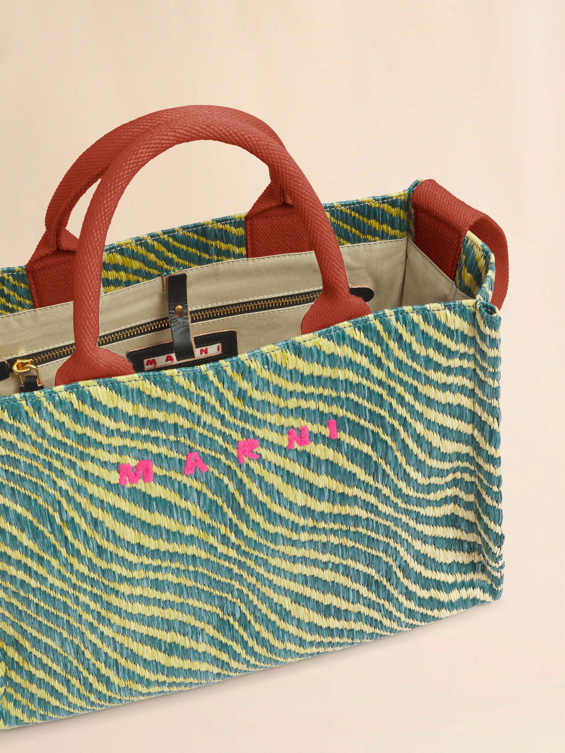 グリーン 波模様のラフィアエフェクト スモールトートバッグ | Marni