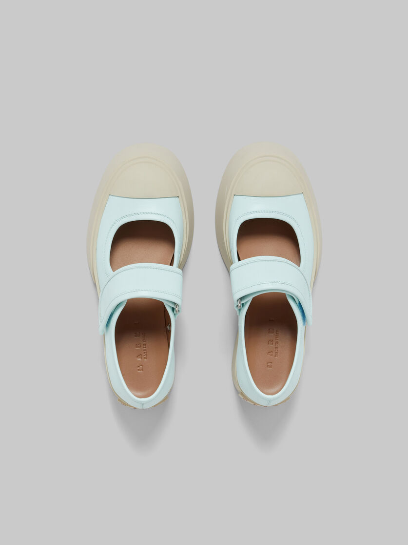 Zapatilla Mary Jane de napa azul claro - Sneakers - Image 4