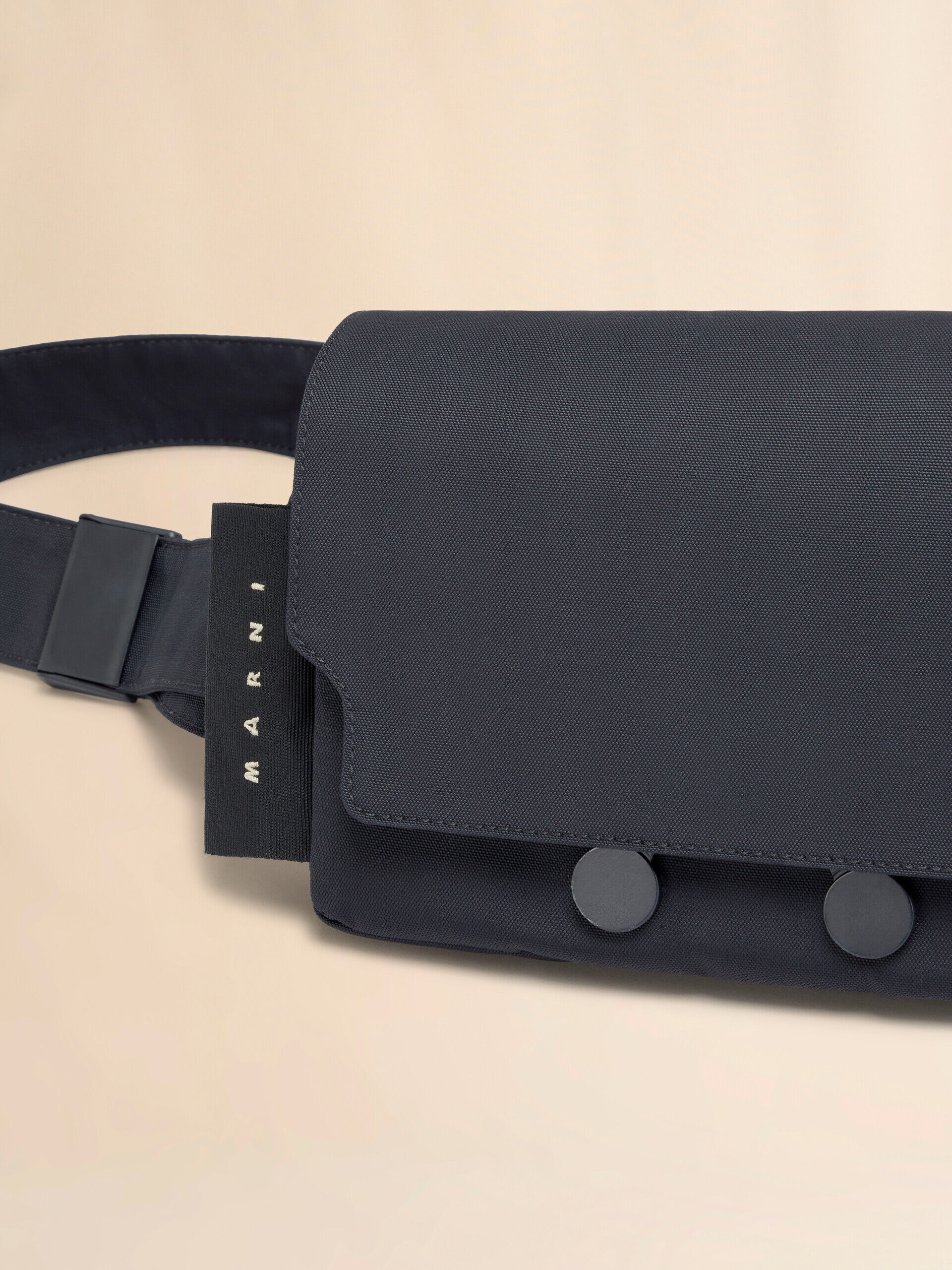 ブラック ナイロン シティスケープベルトバッグ | Marni