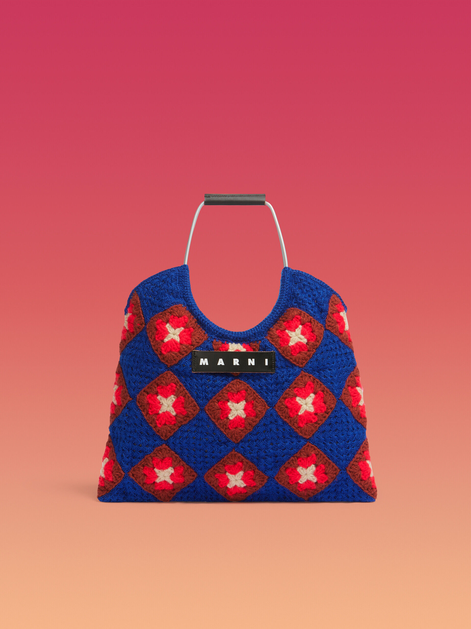 ブルー&レッド クロシェ製 MARNI MARKET FISHバッグ | Marni