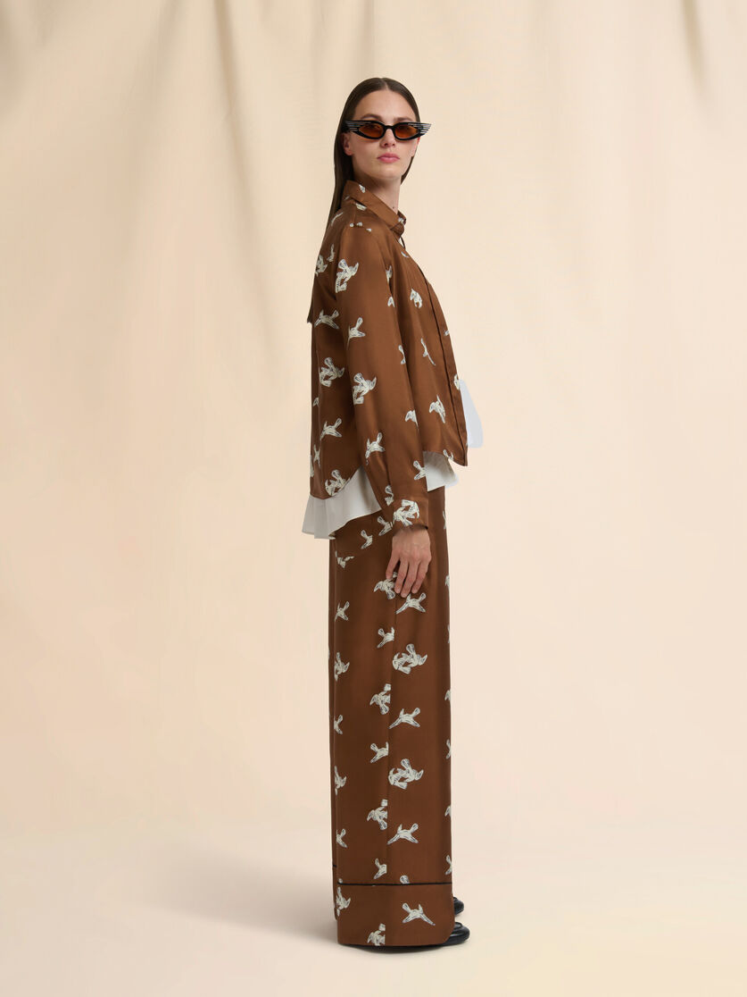 Brown silk twill shirt with raven print - Shirts - Image 5