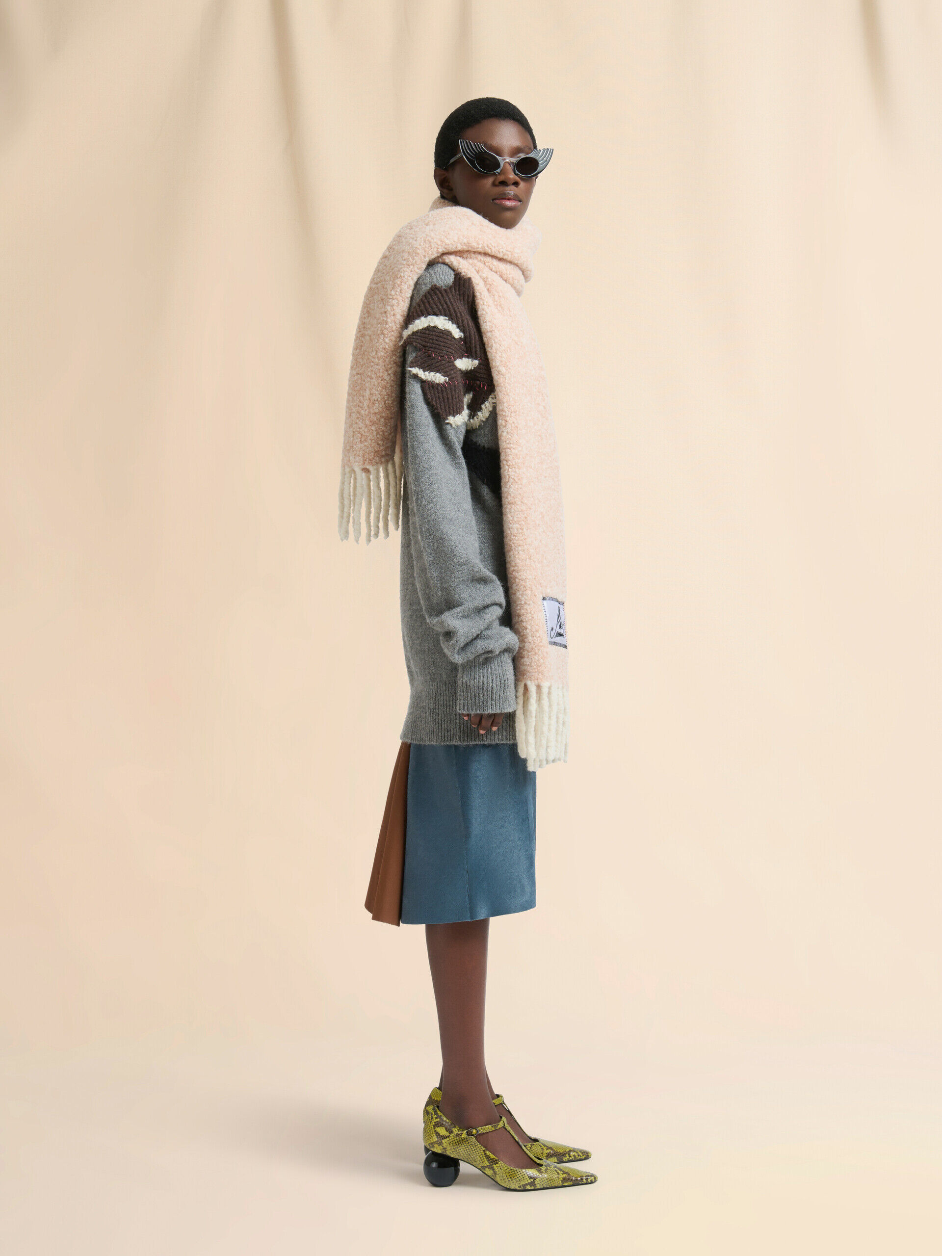 ベージュ ブークレアルパカマフラー | Marni