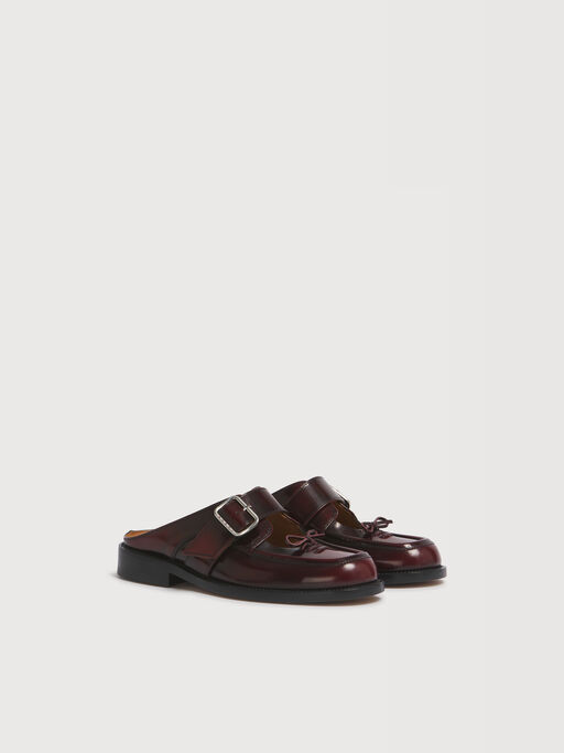Burgundy leather buckle sabot - Sandals