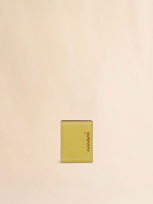 イエロー 二つ折りウォレット、マルニシンボル刺繍入り - 財布